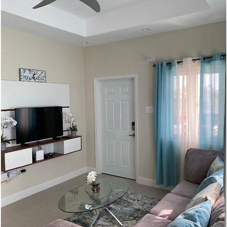 Natalia'S Sweet Oasis Apartment Lucea Exterior foto